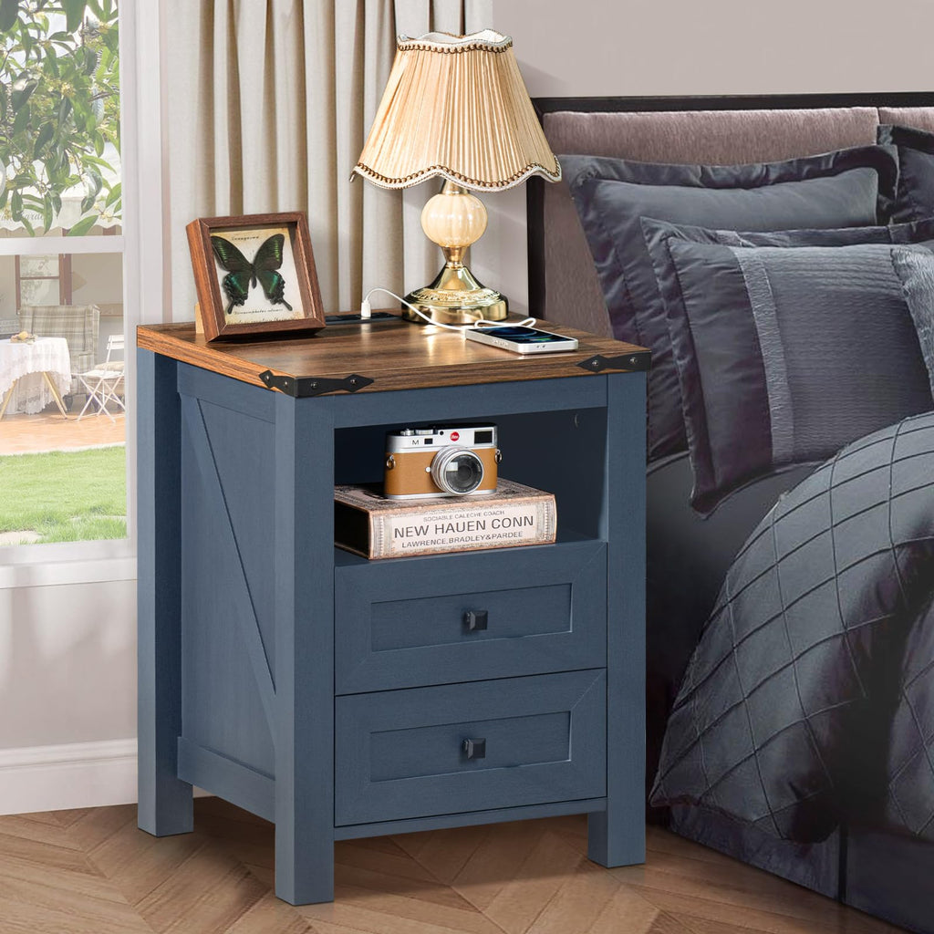 Set of 2 Nightstands with Charging Station and 2 Drawers U75427