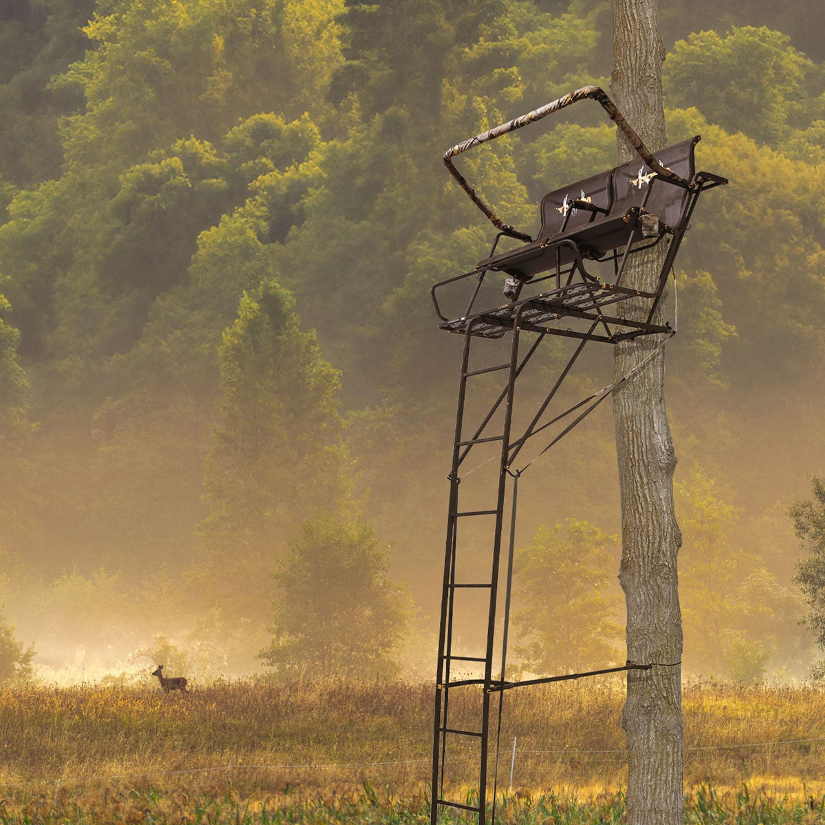 Hunting Deer Ladder Stand 20 ft with Blind Kit D4055