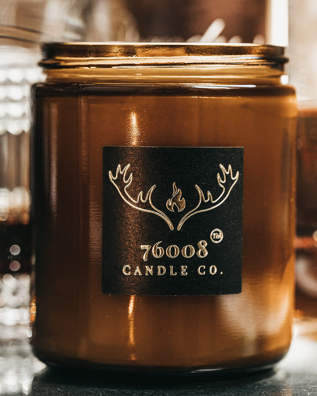 Soy Candle with Wood Wick in Amber Glass Jar O111